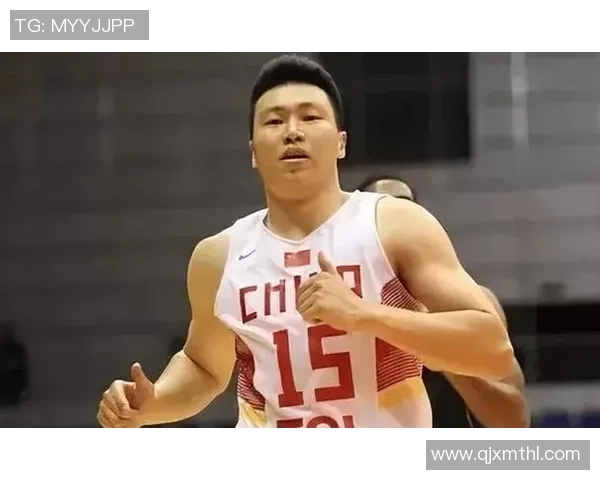 李根：从篮球场上的拼搏到生活中的坚持，展现不屈精神与奋斗历程